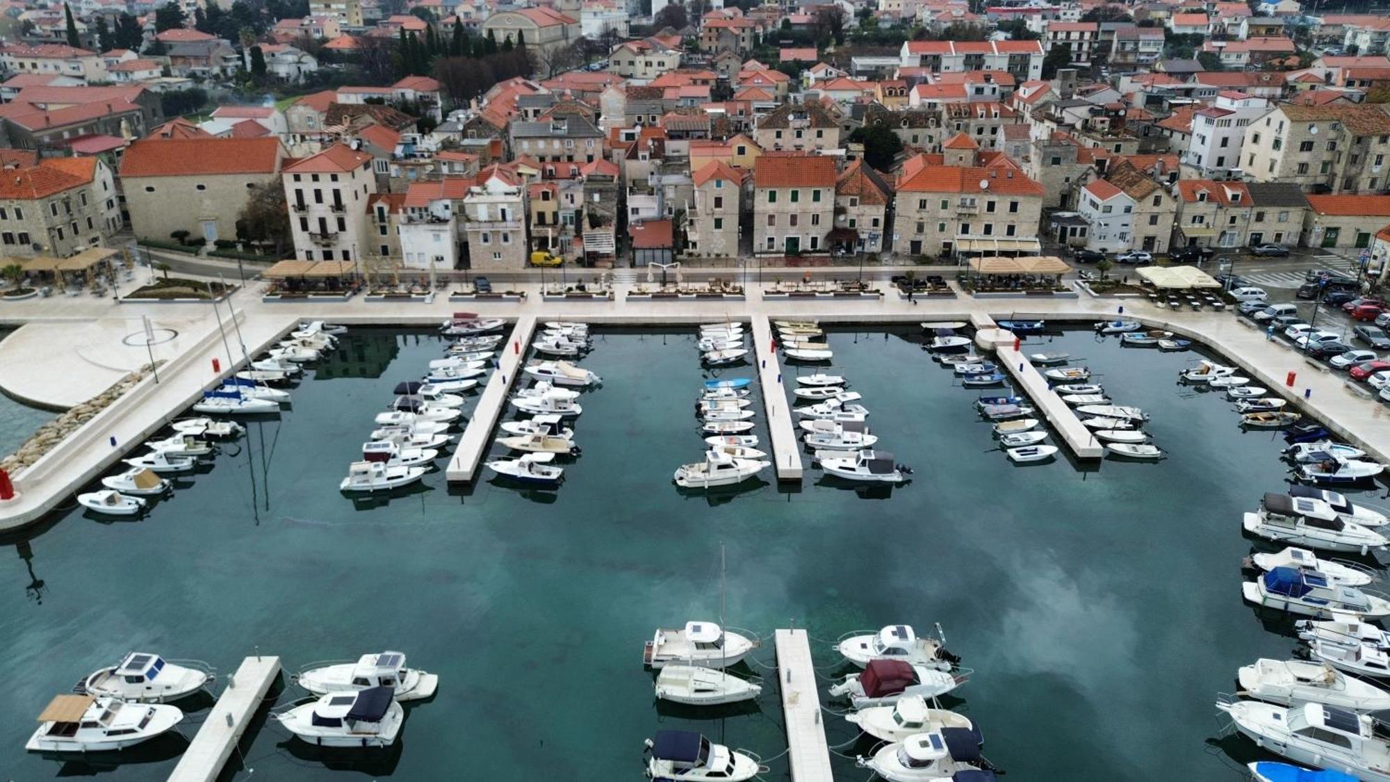 Apartman Lucijan Kaštela Kültér fotó