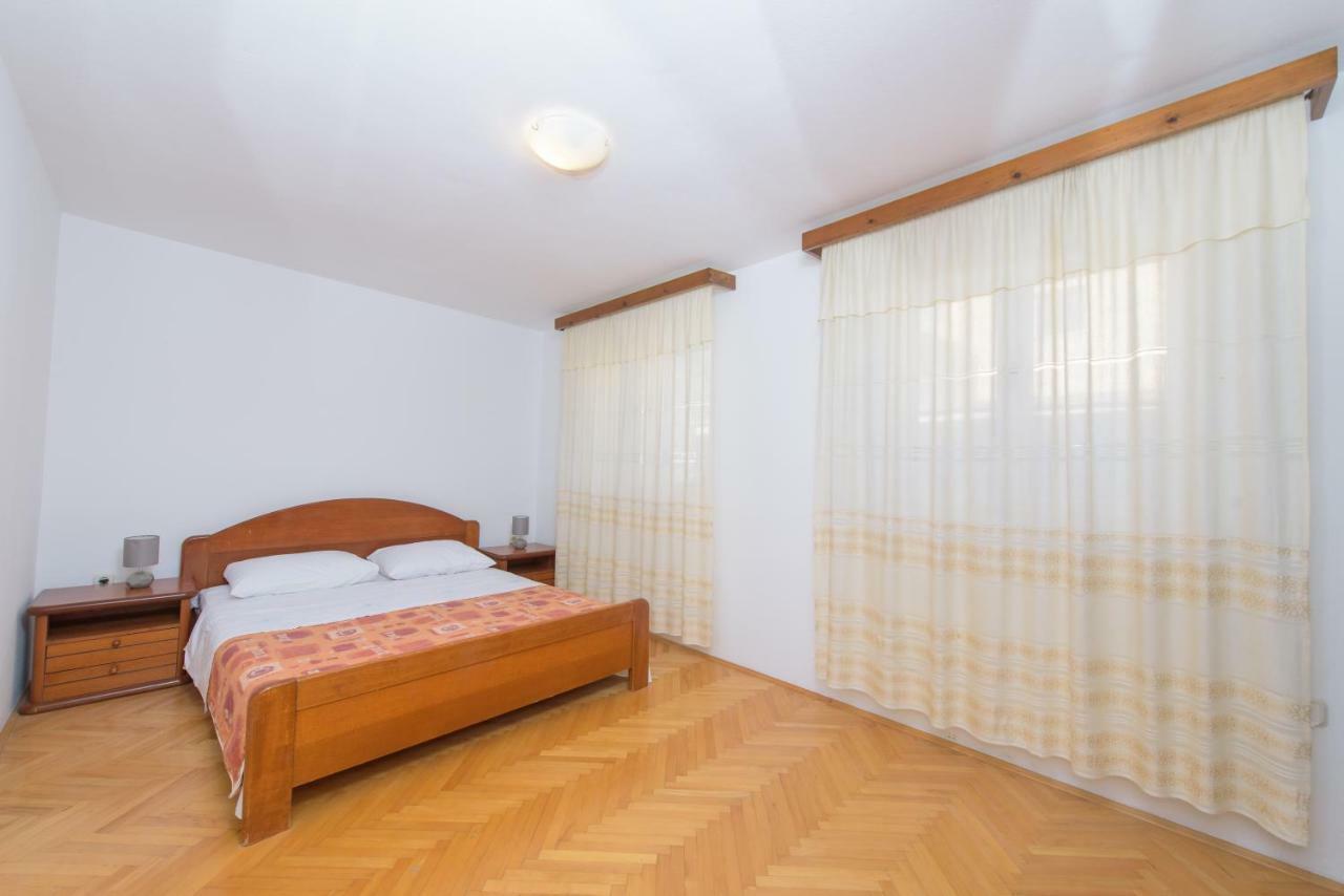 Apartman Lucijan Kaštela Kültér fotó