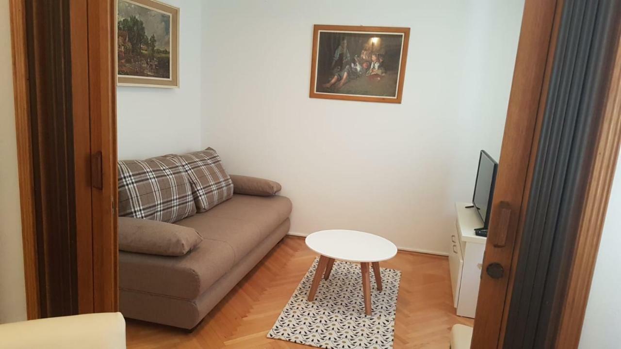Apartman Lucijan Kaštela Kültér fotó